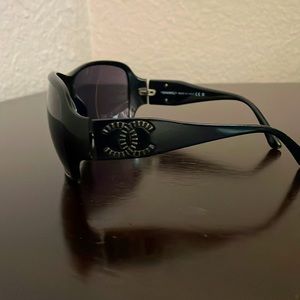 Black CHANEL sunglasses